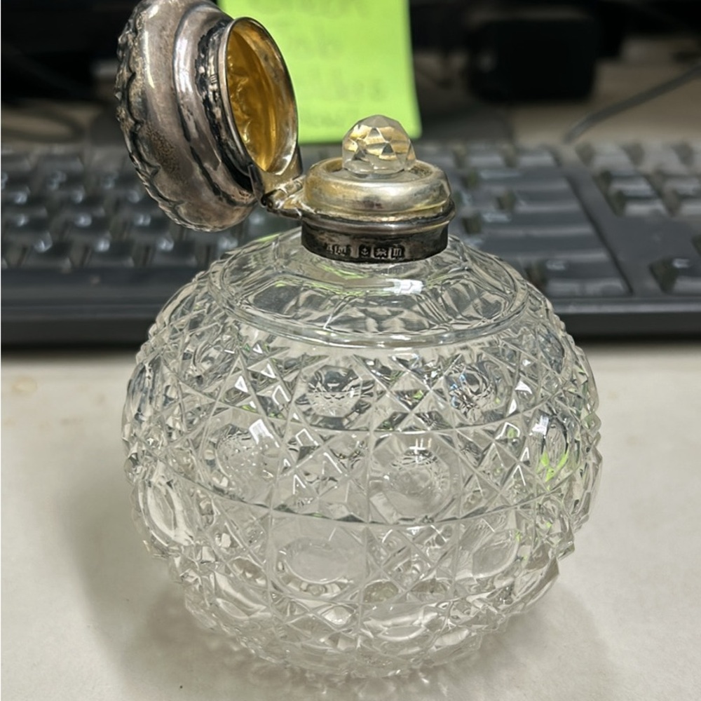 Vintage sterling crystal cut perfume bottle w/ stopper